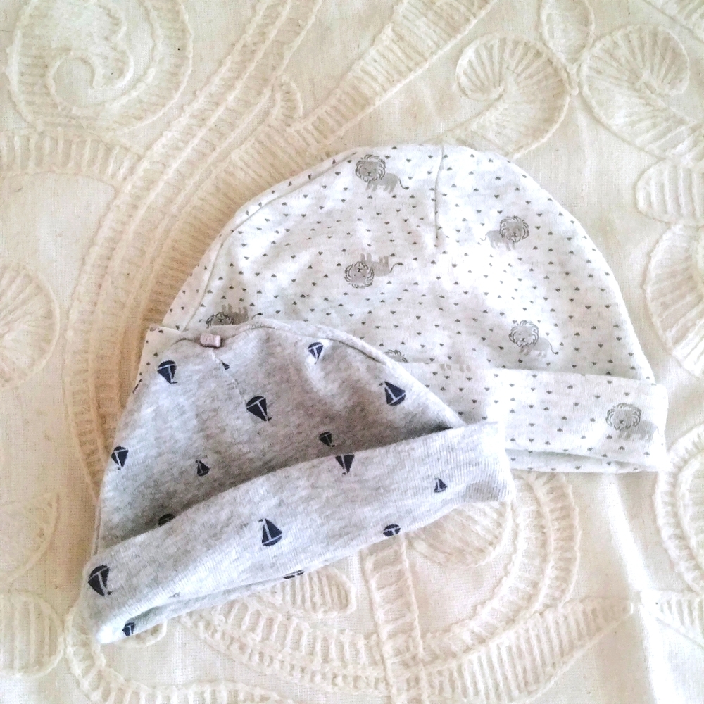 Set of 2 baby hats